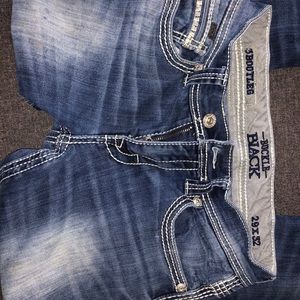 Buckle jeans